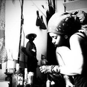 Meet your Posher, Aviance